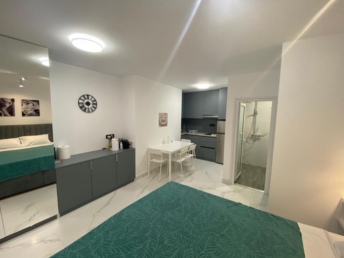 Deluxe Pool Apartment 4 Petrovac Eksteriør bilde