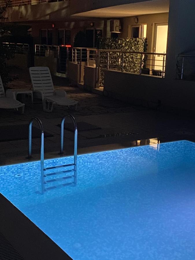 Deluxe Pool Apartment 4 Petrovac Eksteriør bilde